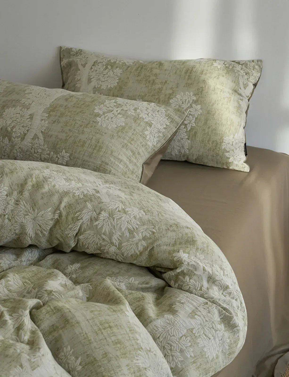 Jacquard Botanical Washed Cotton Bedding Set