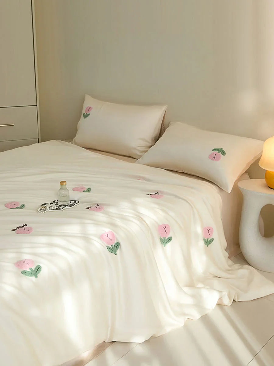Tufted Doodle Flower Cooling Tencel Bedding Set