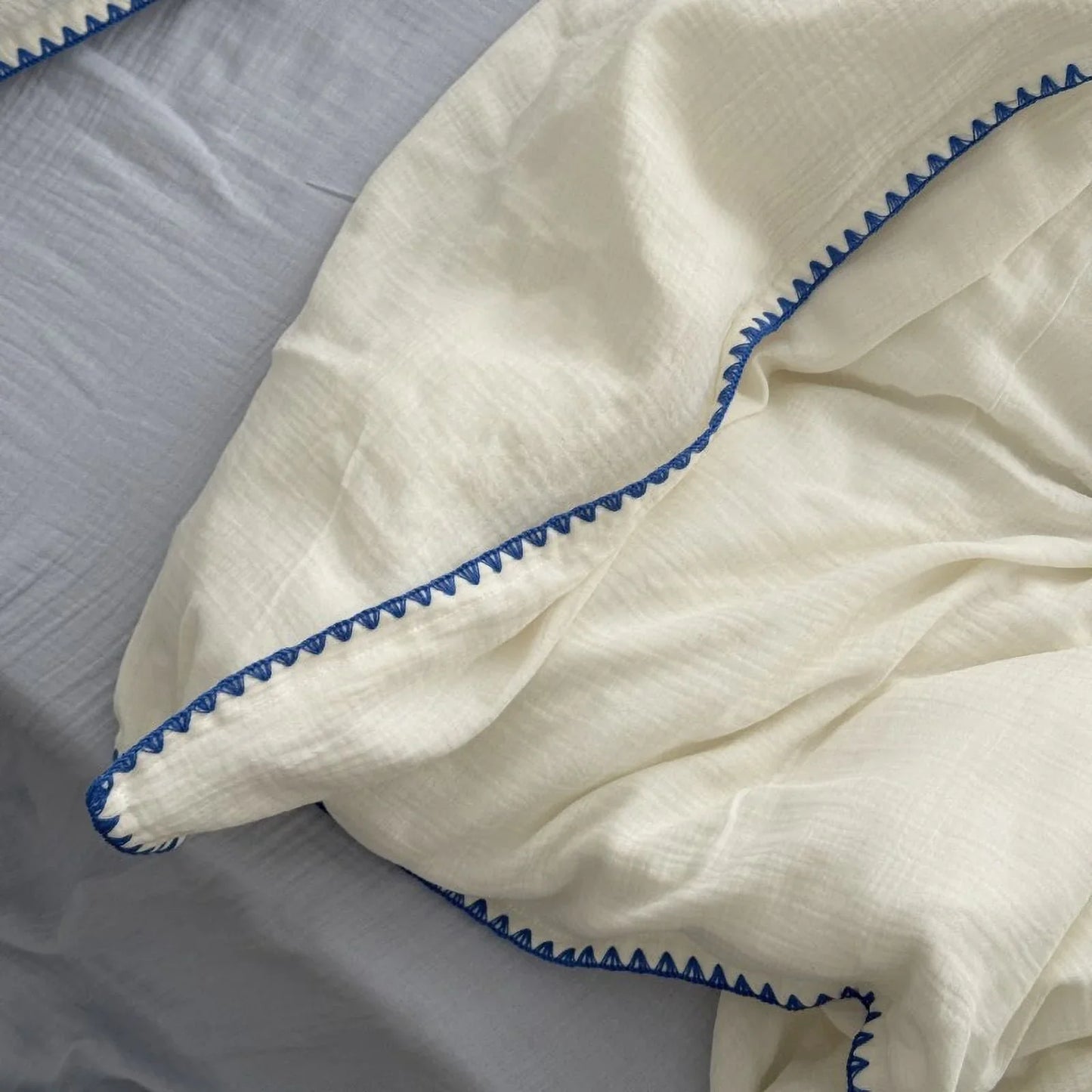 Textured Embroidered Edge Washed Cotton Bedding Set