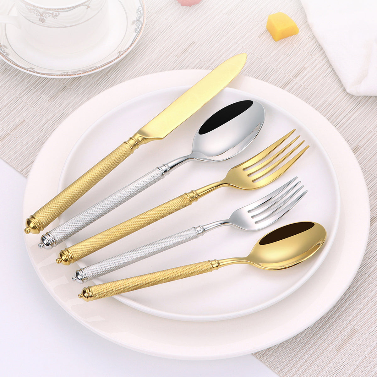 Naila Silver Textured Handle Stainless Steel Cutlery Set