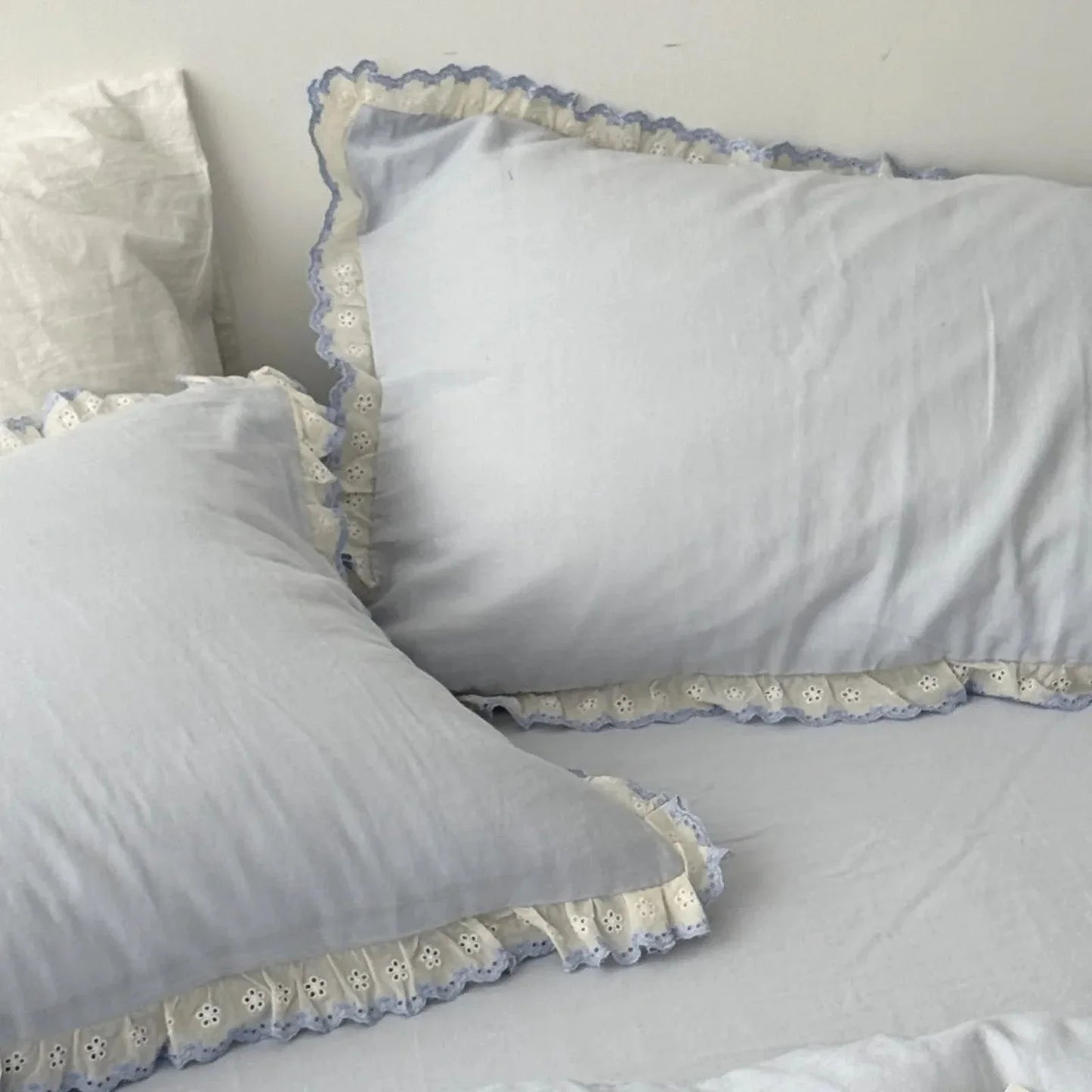 Soft Embroidered Lace Ruffle Cotton Bedding Set