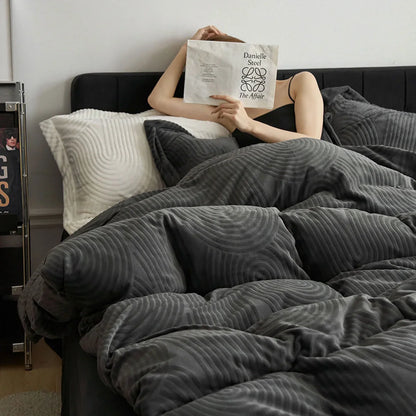 Plush Wavy Arch Flannel Fleece Bedding Set