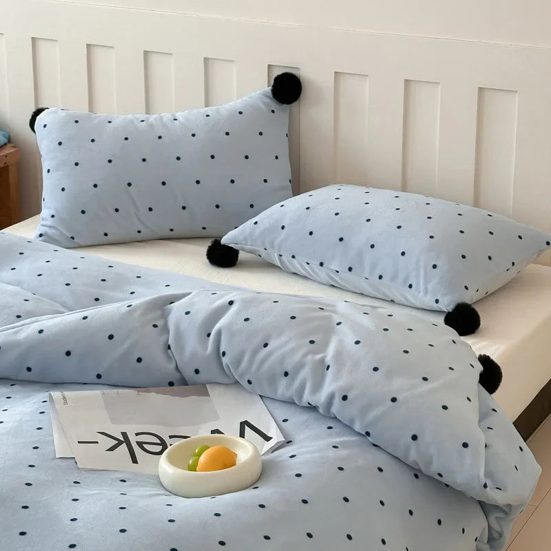 Plush Polka Dot Pom Pom Velvet Bedding Set