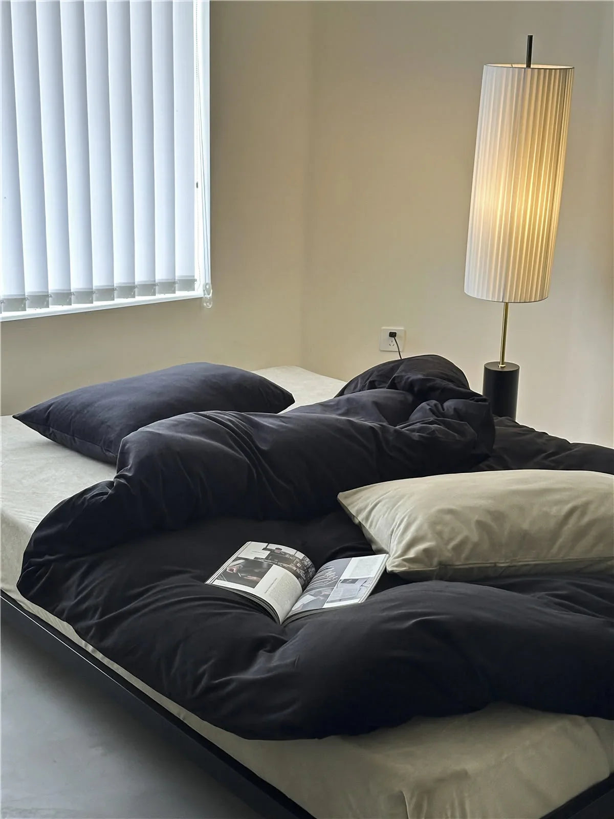 Plush Solid Color Velvet Bedding Set
