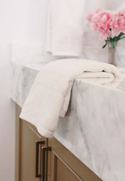 Premium Plush Bath Towel Set