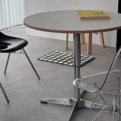 Plush Grid Checkered Tufted Accent Rug