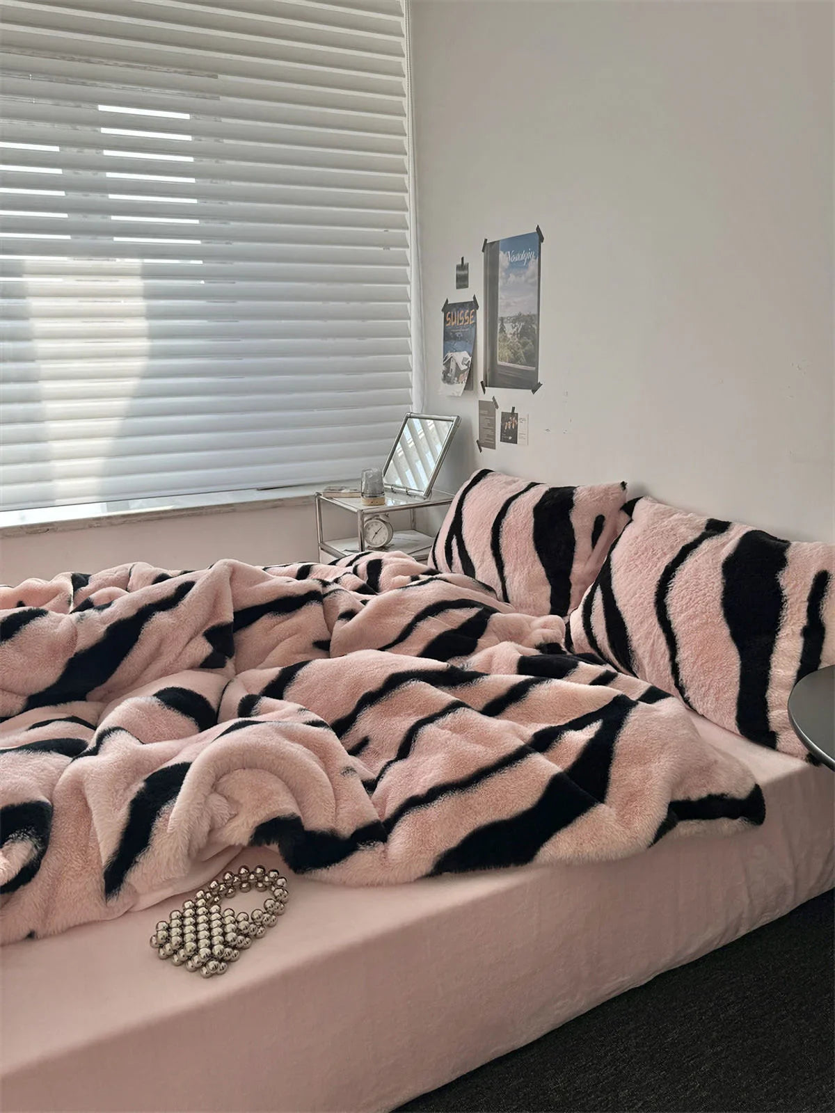 Plush Tiger Stripe Fleece Bedding Set