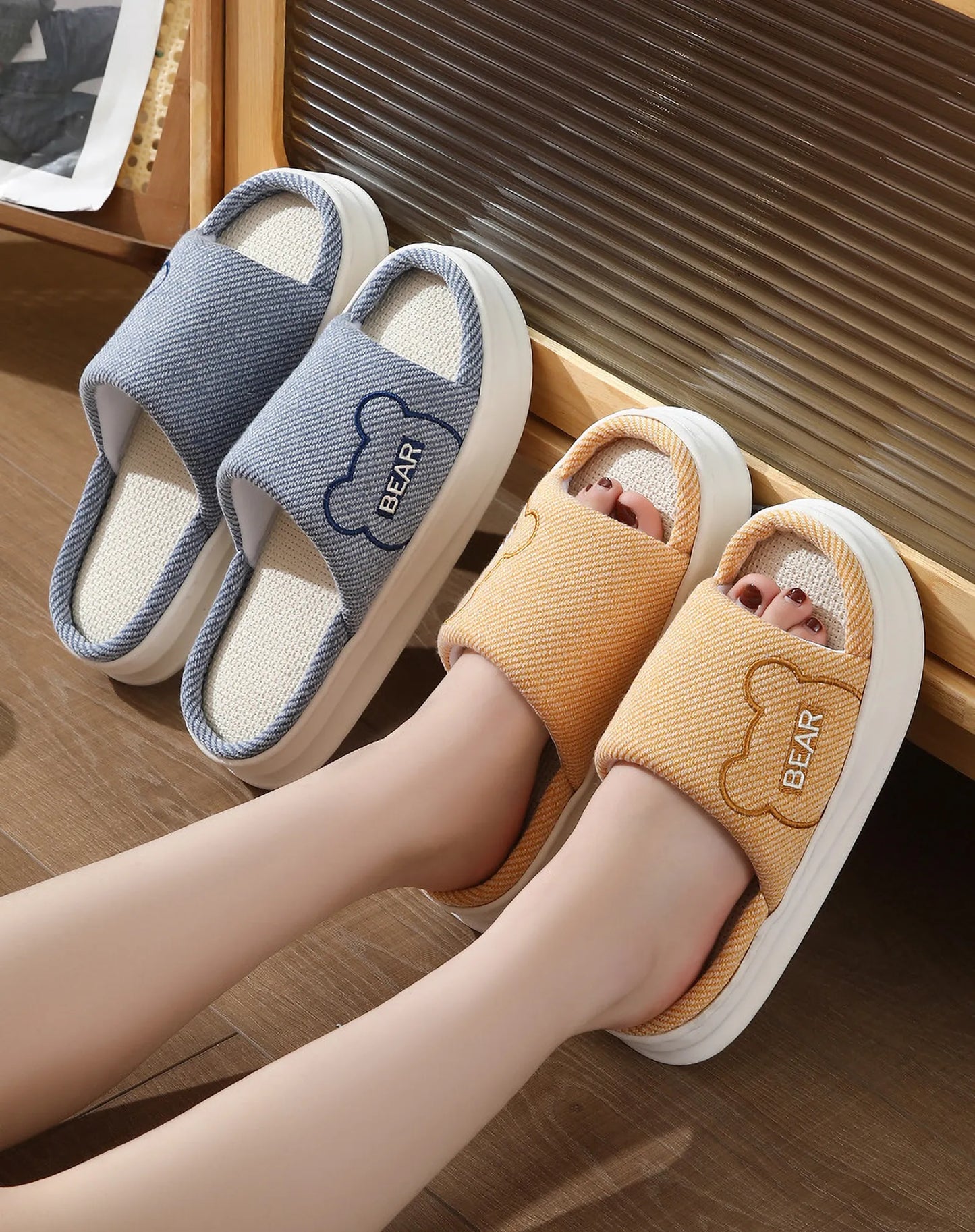 Breathable Woven Embroidered Bear Linen House Slippers