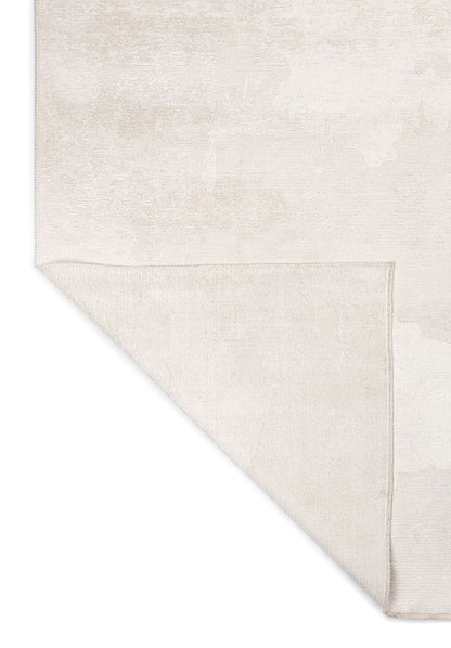 Lush White Rug