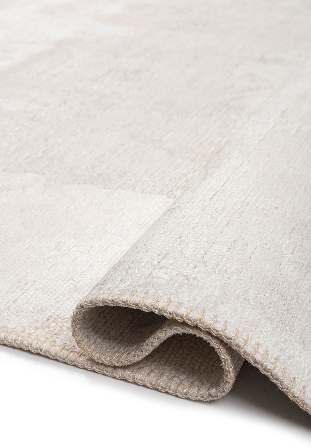 Lush White Rug