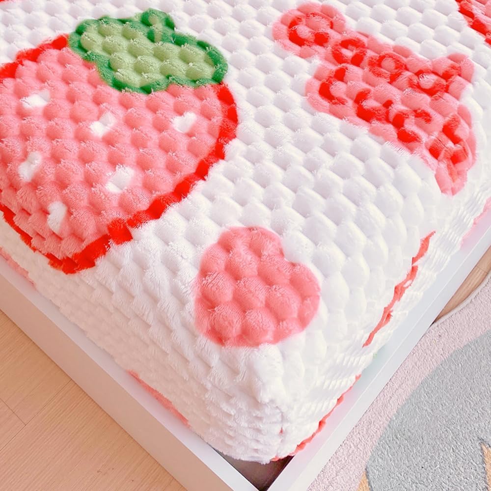 Strawberry Cozy Fleece Fitted Sheet