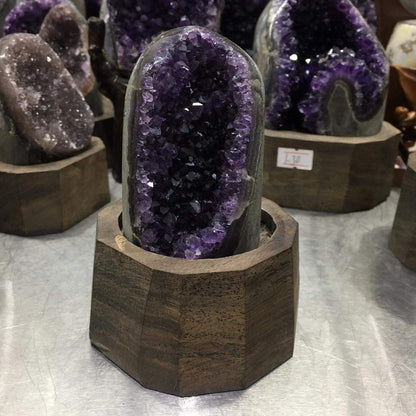 640g Natural Uruguay Purple Amethyst Crystal+stand