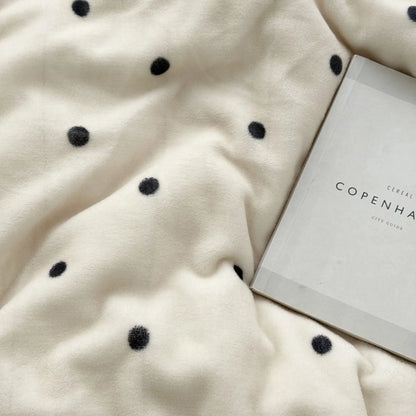 Plush Polka Dot Flannel Fleece Bedding Set