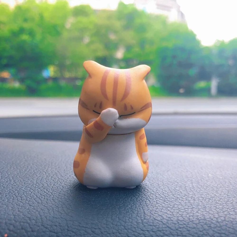 Cat Face Palm Figurine