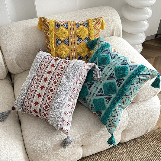 Housse de coussin à pompons touffeté Boho