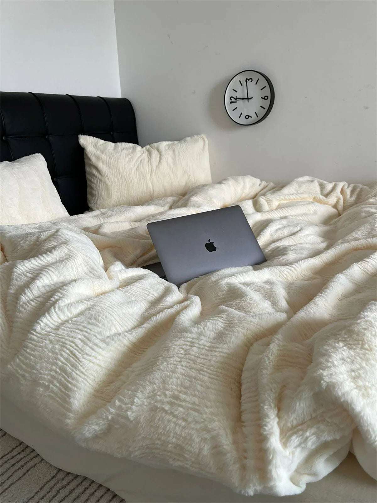 Plush Ruched Fleece Bedding Set