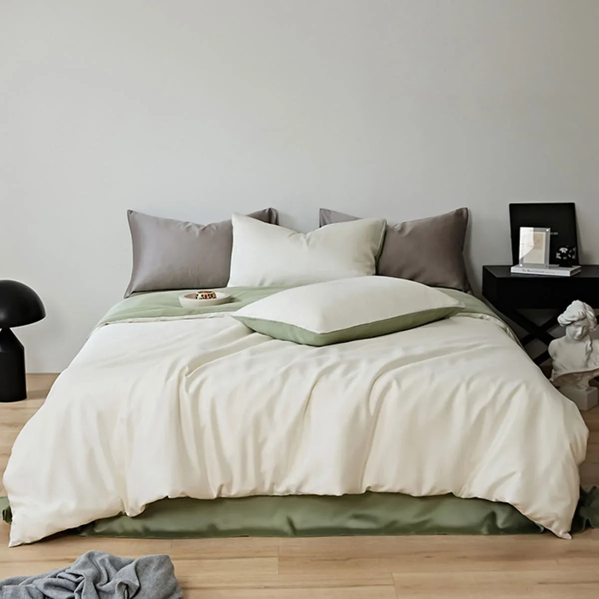 Silky Smooth Reversible Cooling Tencel Bedding Set