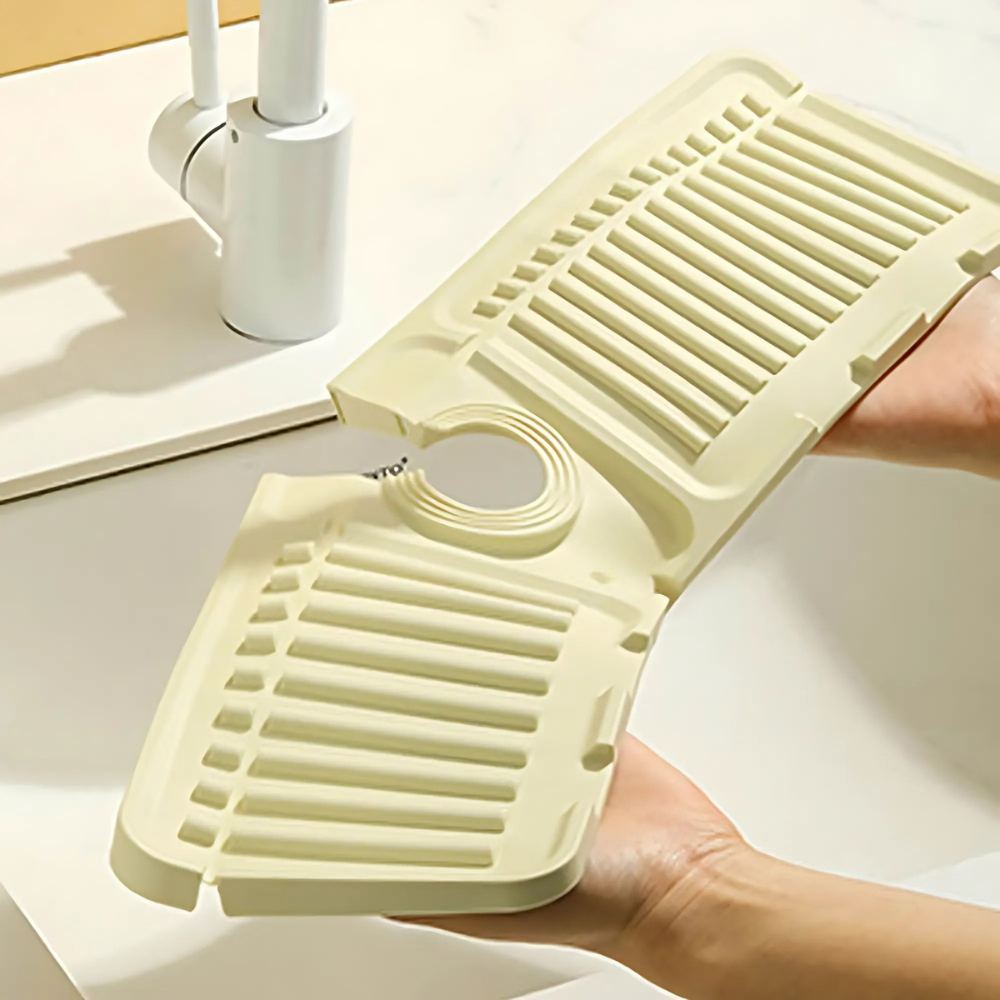 Protection anti-éclaboussures pour évier