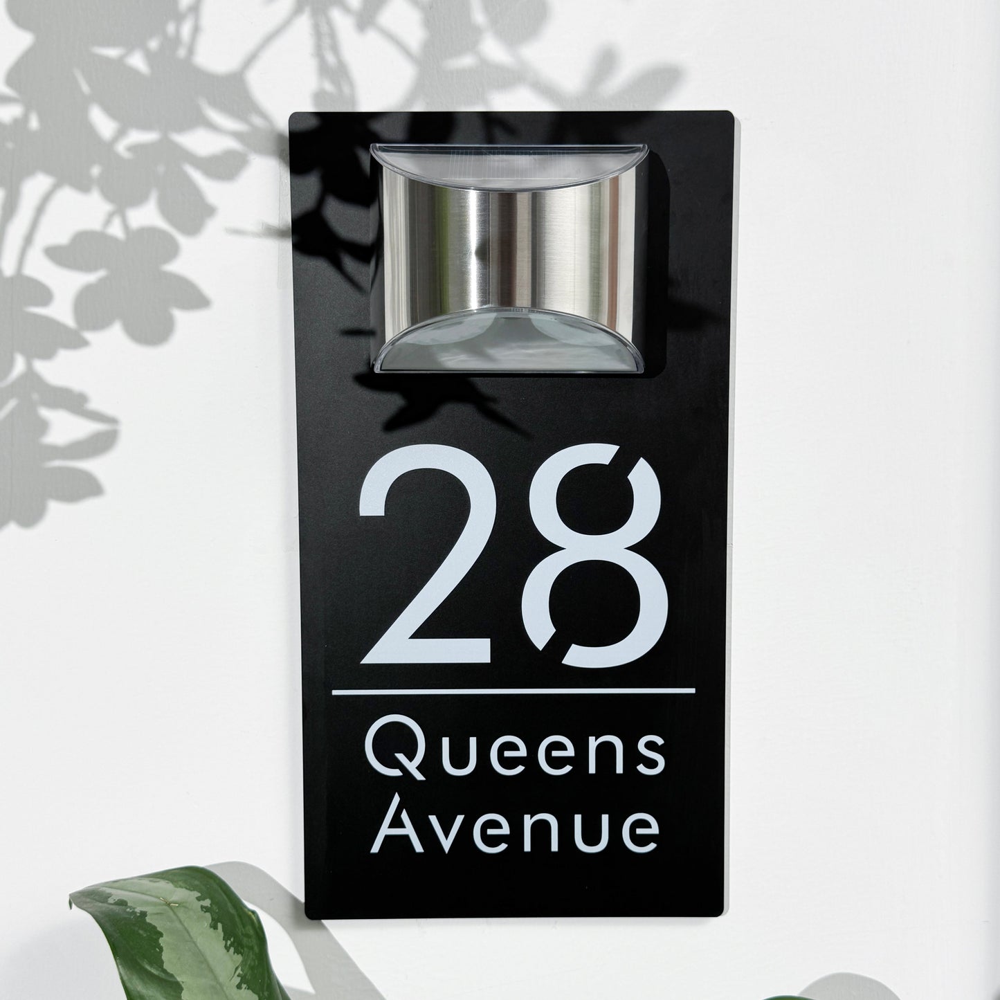 Plaque de porte moderne solaire personnalisée