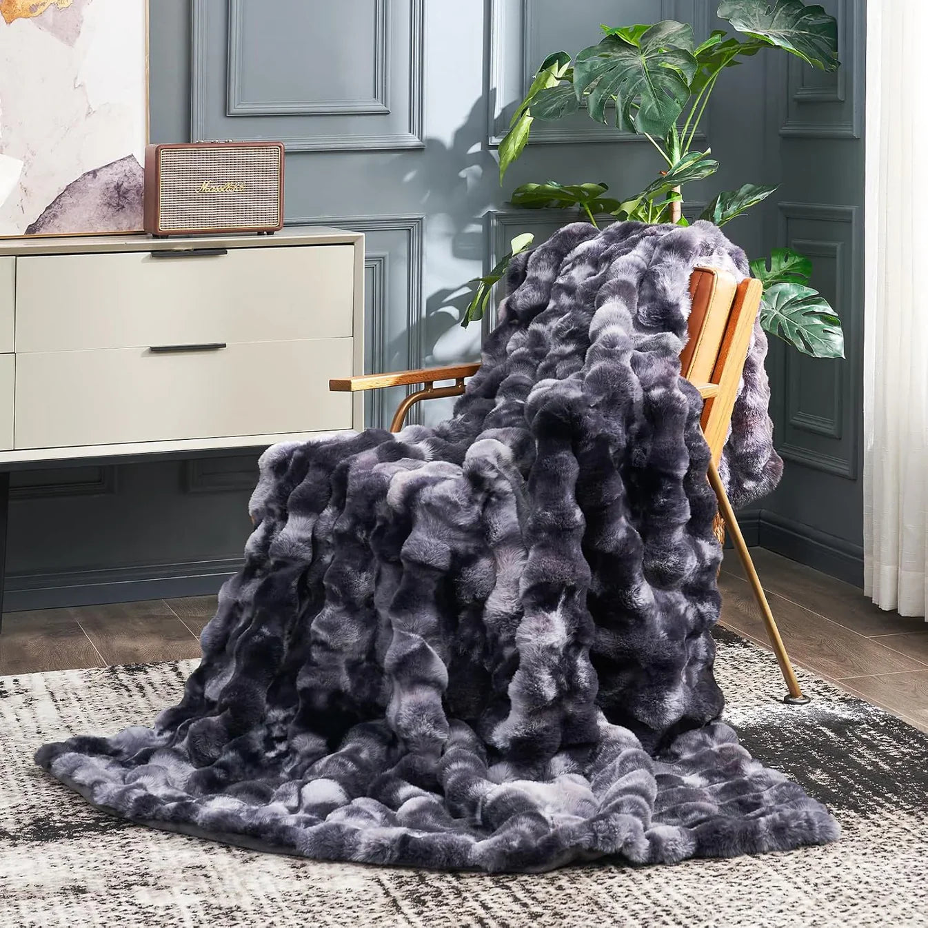 Faux Fur Throw Blanket