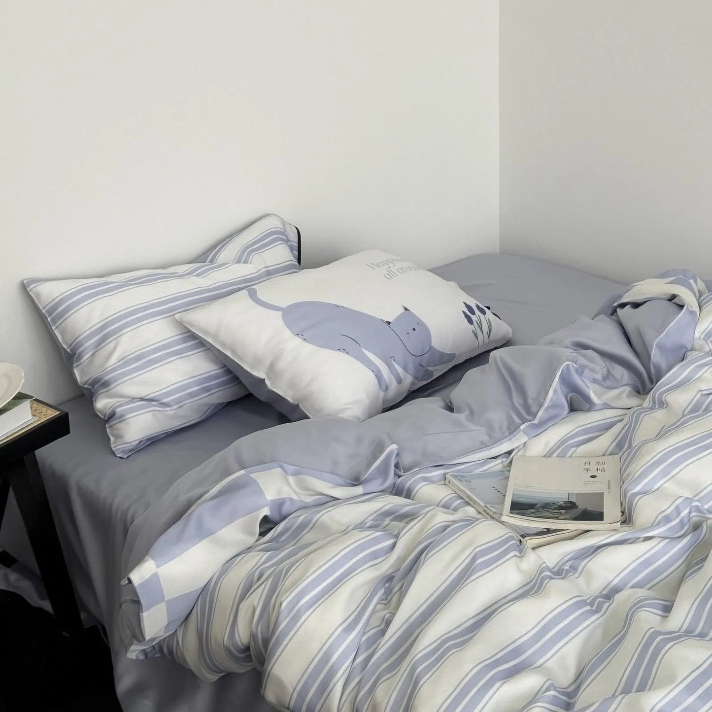 Soft Cat & Stripe Washed Cotton Bedding Set