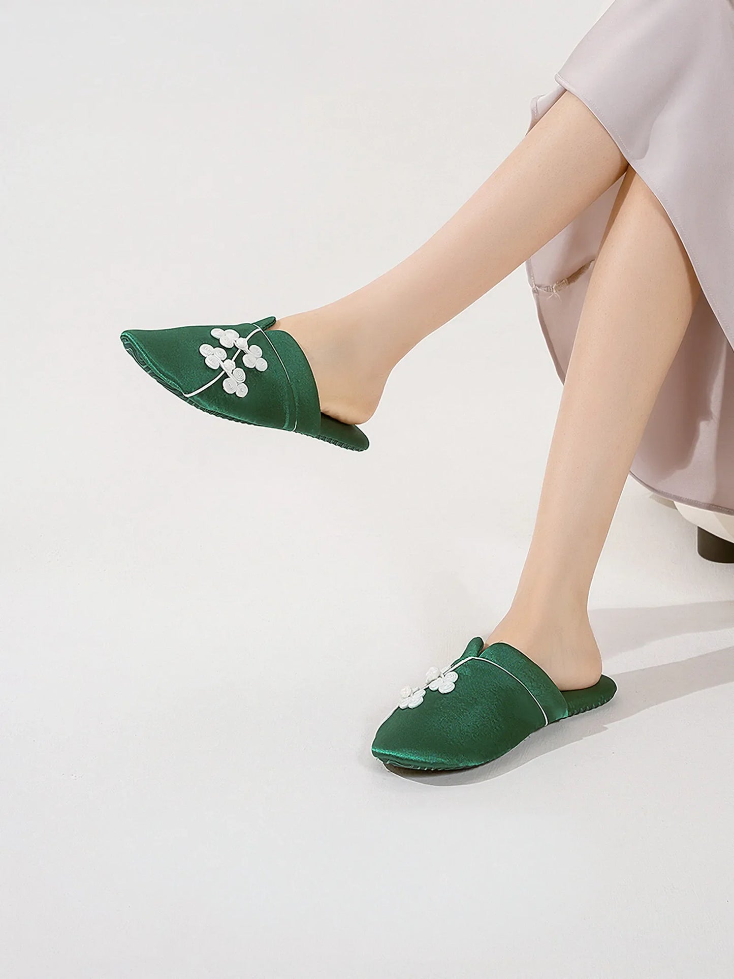 Silky Floral Knot Cotton Sateen House Slippers