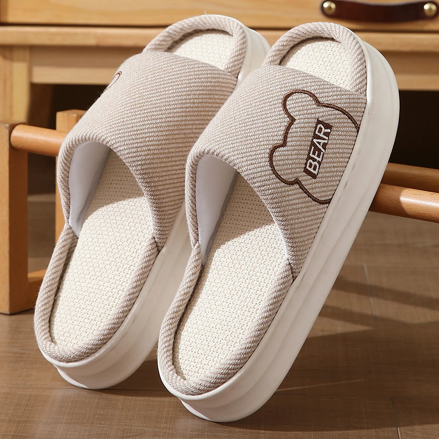 Breathable Woven Embroidered Bear Linen House Slippers