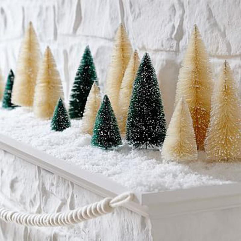 8 mini arbres de Noël artificiels