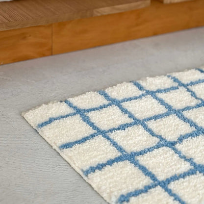 Plush Tufted Checkered Grid Polyester Accent Rug