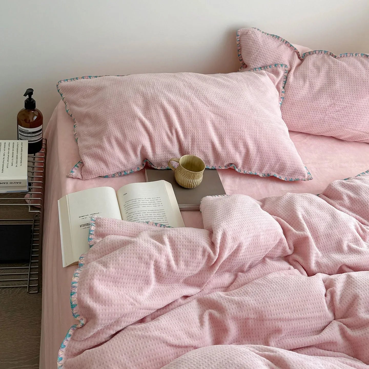 Plush Waffle Fleece Bedding Set with Crochet Trim