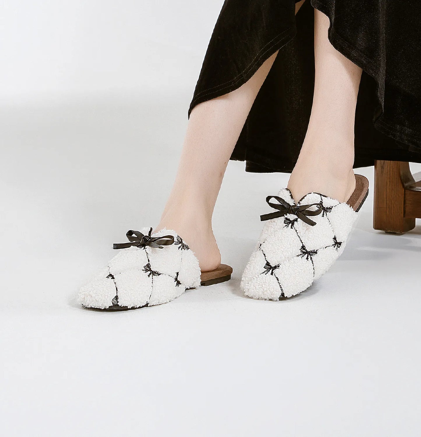 Plush Bow-Tie Diamond Sherpa House Slippers