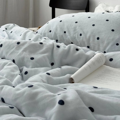 Plush Polka Dot Flannel Fleece Bedding Set