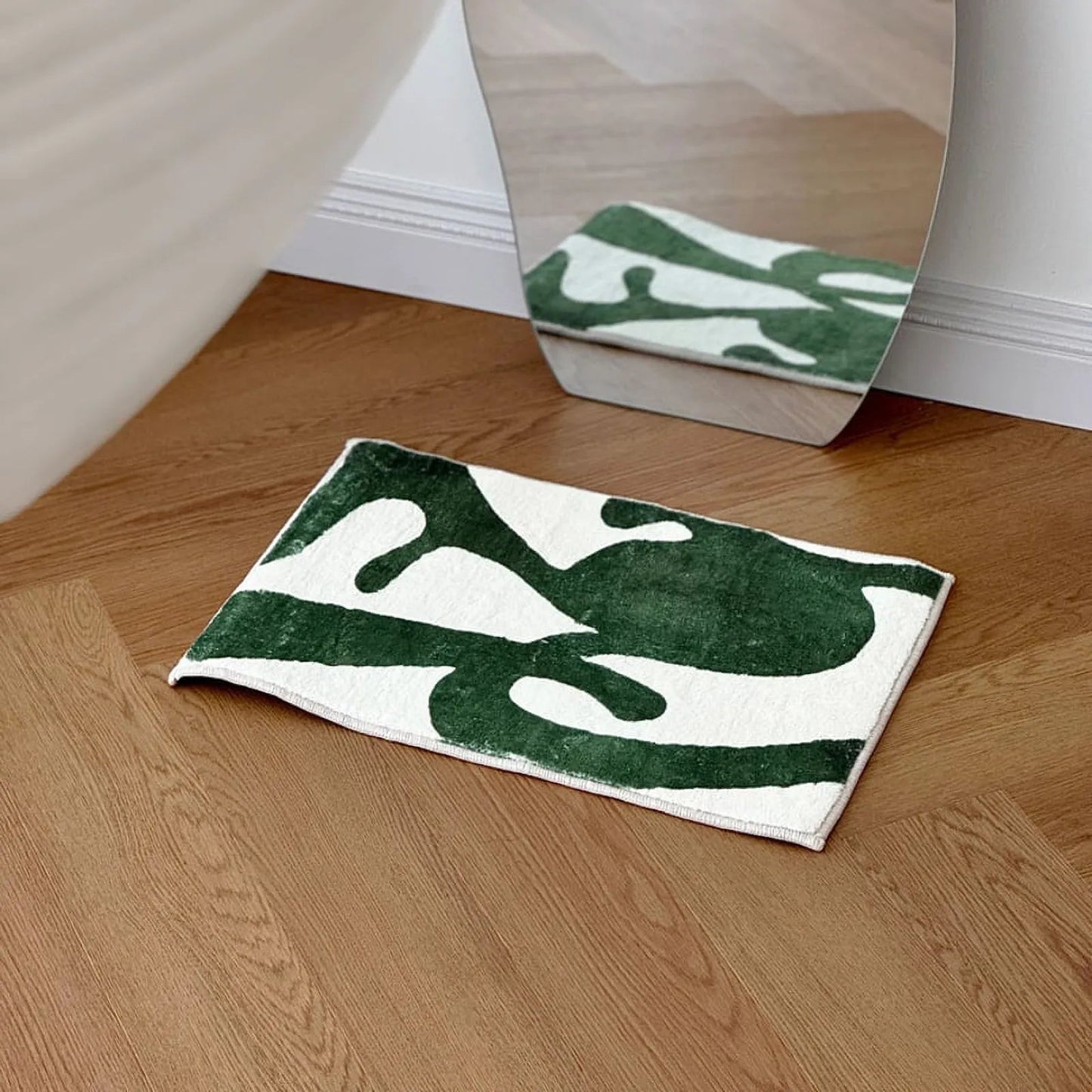 Plush Abstract Wave Polyester Accent Rug