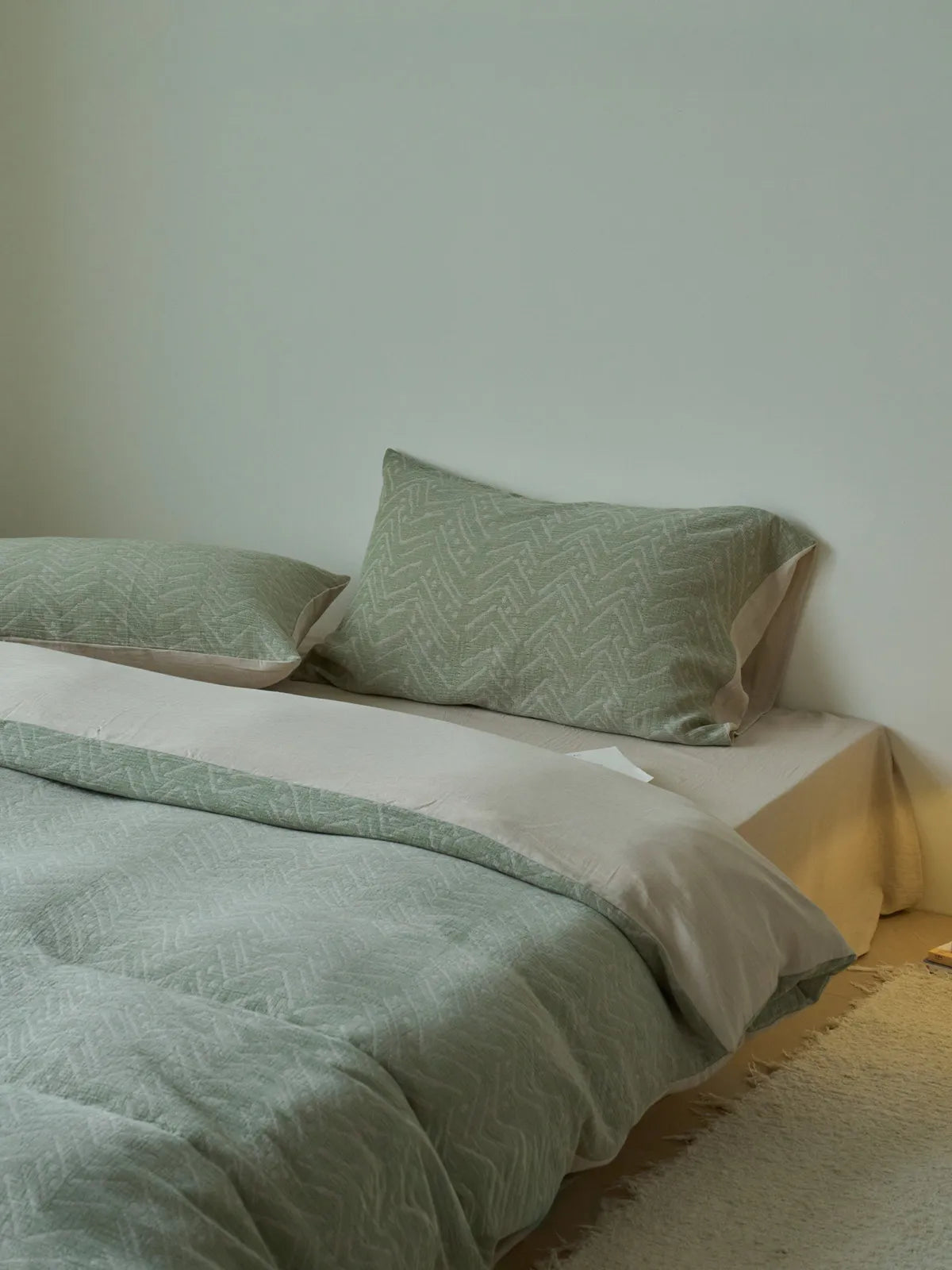 Soft Crinkled Geometric Washed Cotton Bedding Set