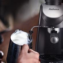 NoirShot 3,5-Bar-Espressomaschine mit Milchaufschäumer