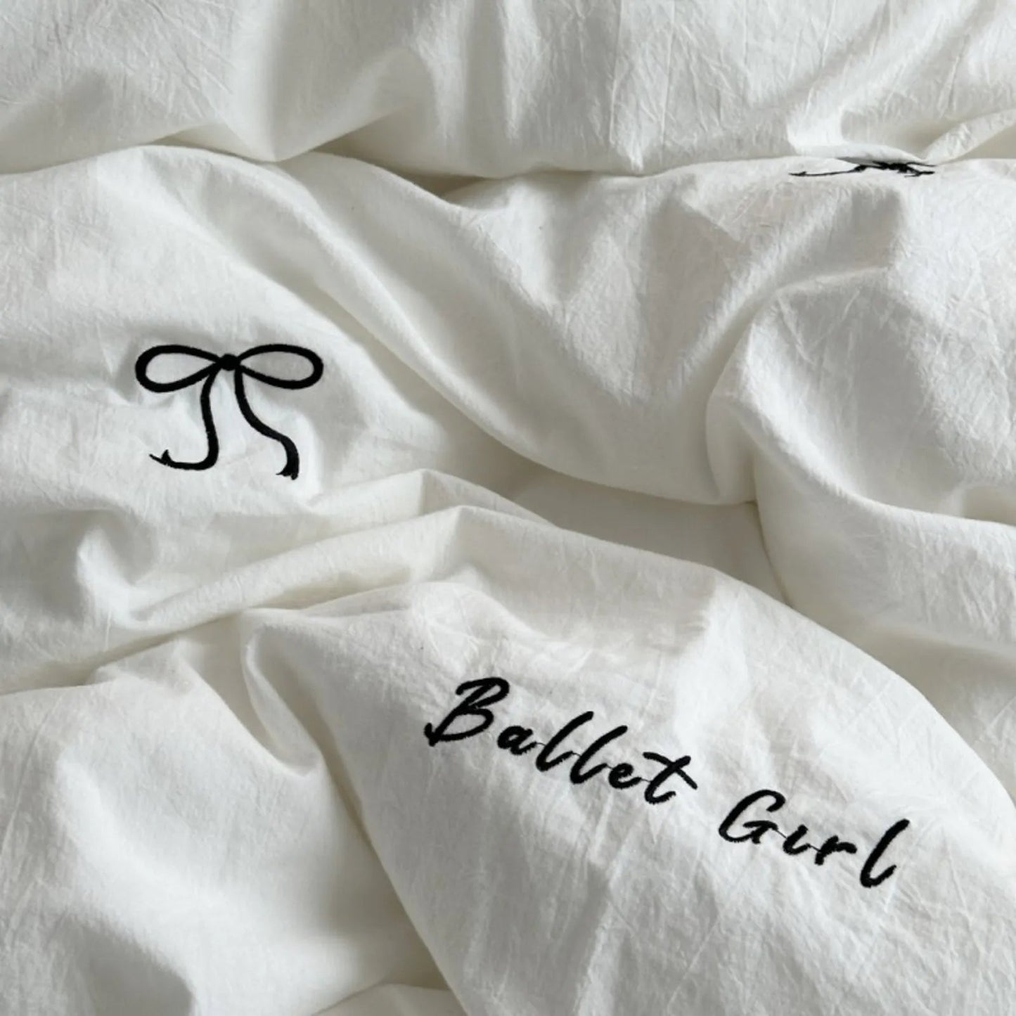 Textured Embroidered Bowknot Washed Cotton Bedding Set