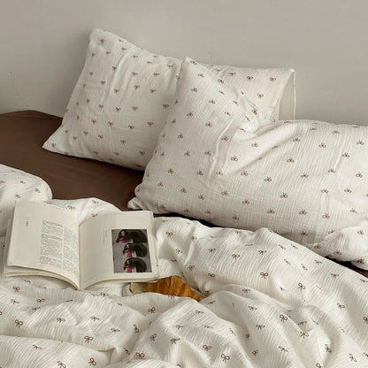 Pom Pom Trim Bow Print Washed Cotton Bedding Set