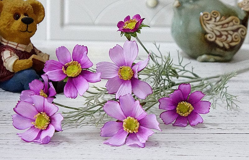 Künstliche Chrysanthemenblüte mit 8 Blütenköpfen