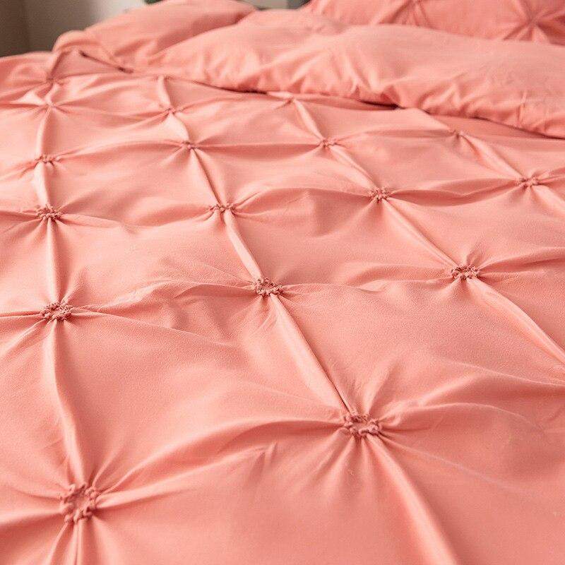 Aubree Bedding Set