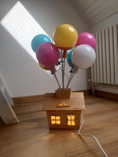 Lampadario per casa galleggiante a palloncino