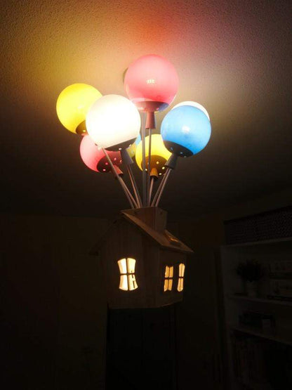 Lustre de maison flottante en ballon 