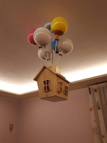 Lampadario per casa galleggiante a palloncino