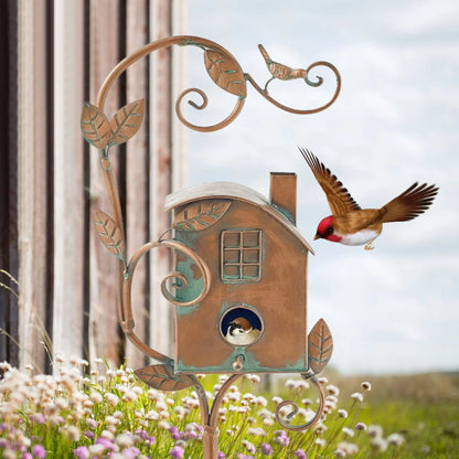 Piquets de jardin pour nid d'oiseau