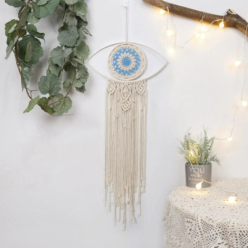 Macramé de mal de ojo azul y blanco