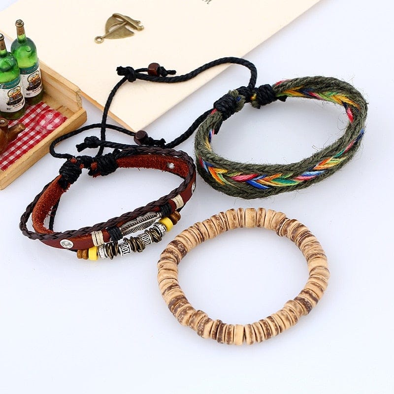 Bracciale multistrato con perline con ciondolo a forma di piuma Boho