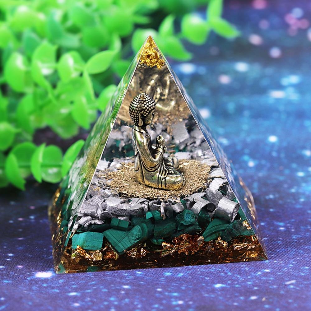 Pyramide d'orgonite en cristal de Bouddha et de malachite