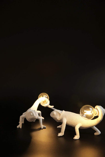 Chameleon Wall Lamp