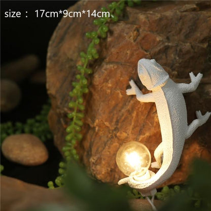 Chameleon Wall Lamp