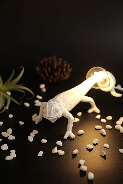 Chameleon Wall Lamp