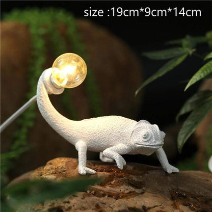 Chameleon Wall Lamp